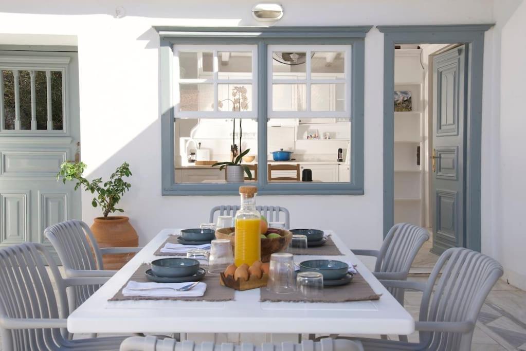 Mansion Veranda Villa