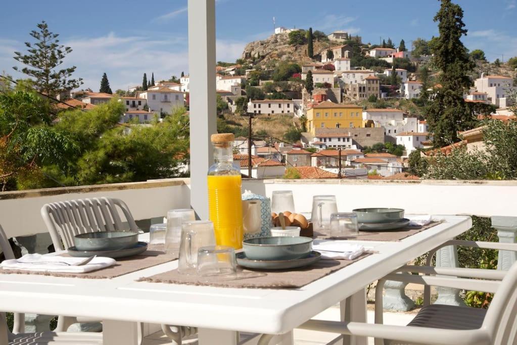 Mansion Veranda * Hydra (Saronic Islands)